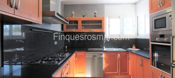 Дом с 5 спальнями в Льорет-де-Мар, Испания № 73871 5