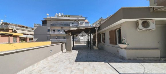 2 غرف نوم بانتهاوس في Ciampino, Italy رقم 373503 18