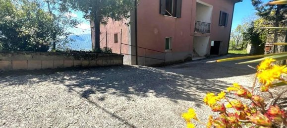 Дом с 6 комнатами в Альвито, Италия № 107311 32