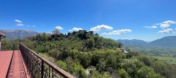 Дом с 6 комнатами в Альвито, Италия № 107311 22