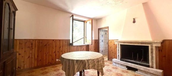 Дом с 6 комнатами в Альвито, Италия № 107311 13