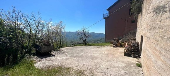 Дом с 6 комнатами в Альвито, Италия № 107311 23