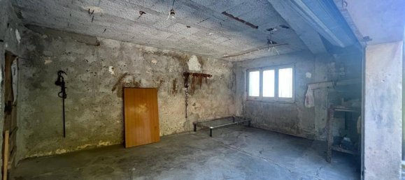 Дом с 6 комнатами в Альвито, Италия № 107311 24