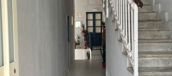 Квартира с 4 комнатами в Катания, Италия № 49598 2