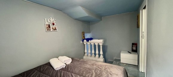 Квартира с 4 комнатами в Катания, Италия № 49598 11