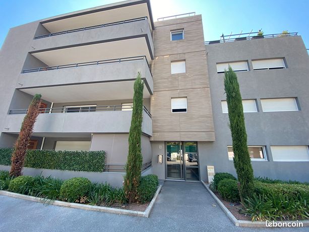 Apartamento de 1 dormitorio en Frejus, France No. 288621