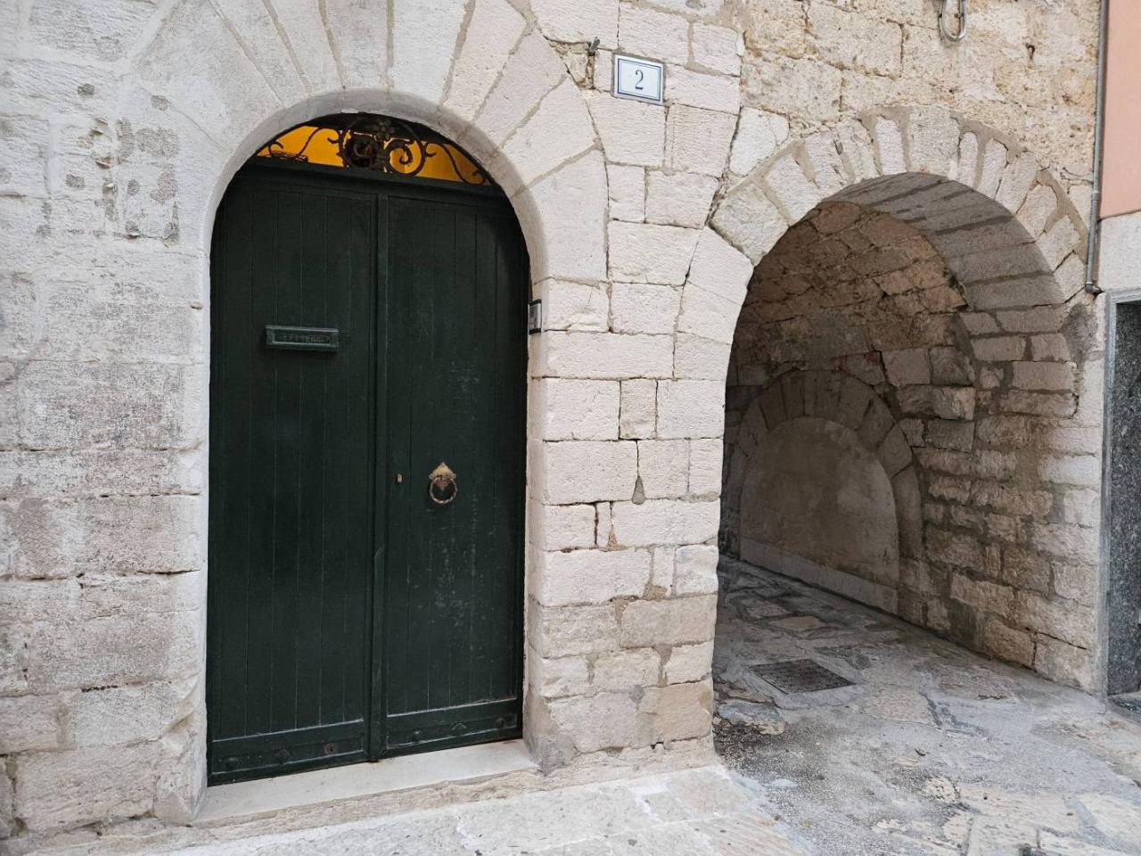 2 rooms Apartment in Trani, Italy No. 144083