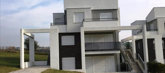 195m² Commercial property in Thessaloniki, Greece No. 8085 5