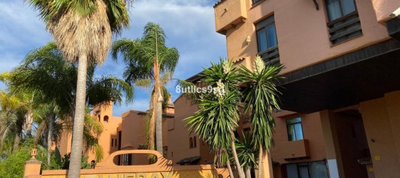 3 bedrooms Apartment in Estepona, Spain No. 135136 2
