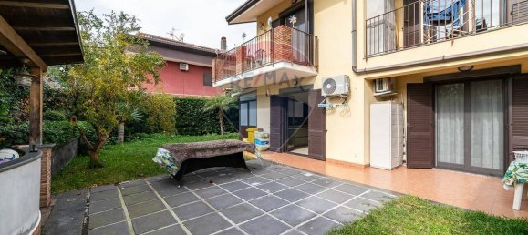 Apartamento de 2 dormitorios en San Gregorio di Catania, Italy No. 320355 27