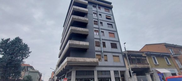 3 rooms Apartment in Cusano Milanino, Italy No. 59896 5