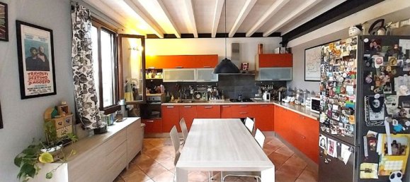 4 Schlafzimmer Haus in Finale Emilia, Italy, Nr. 381621 8