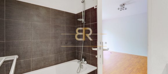 Studio in Joinville-le-Pont, France No. 332499 12