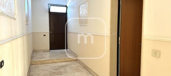 Apartamento de 4 divisões em Rome, Italy N.º 46718 10