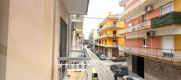 Apartamento de 4 divisões em Bitonto, Italy N.º 23658 18