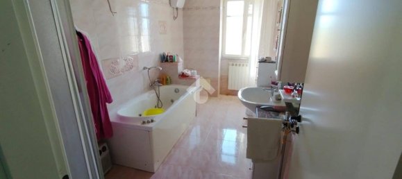 4 bedrooms House in Cervaro, Italy No. 226160 10