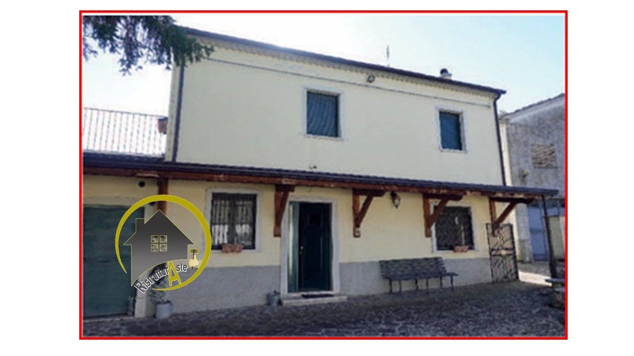 4 chambres Maison à Sepino, Italy No. 200823