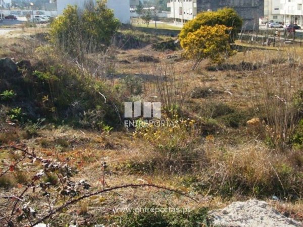 Terrain à Darque, Portugal 200m² No. 65536