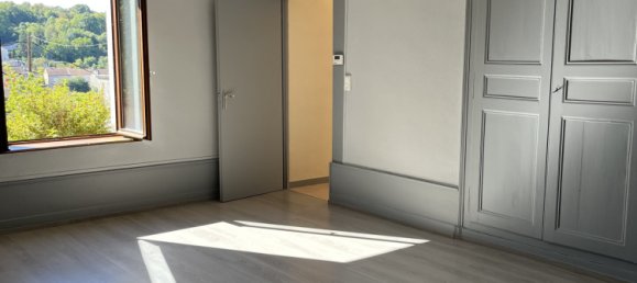 3 bedrooms Building in Bourbonne-les-Bains, France No. 88753 2