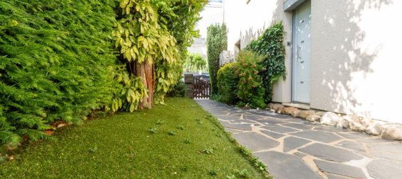 8 bedrooms House in Poitiers, France No. 315221 12