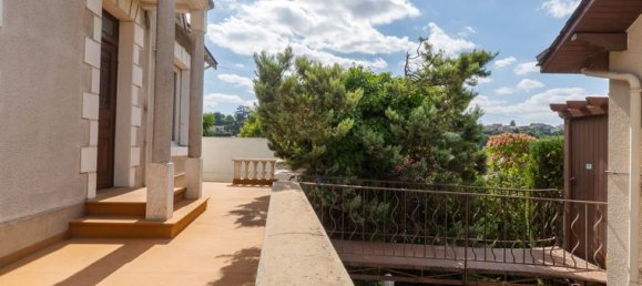 8 bedrooms House in Poitiers, France No. 315221 15