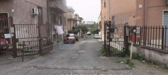 4 rooms Apartment in Rome, Italy No. 24902 33
