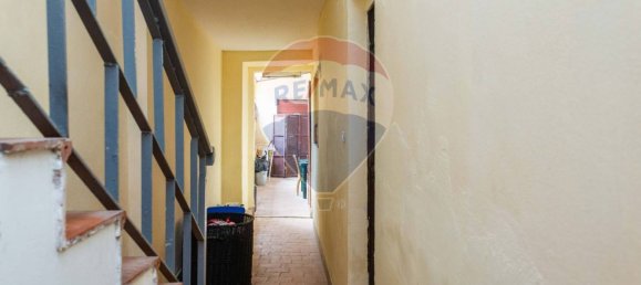 3 bedrooms Apartment in Catania, Italy No. 295531 2