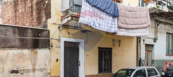 3 bedrooms Apartment in Catania, Italy No. 295531 12