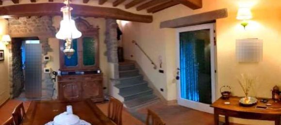 Дом с 6 комнатами в Чивителла ин Валь ди Кьяна, Италия № 200038 26