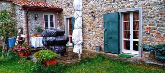 Дом с 6 комнатами в Чивителла ин Валь ди Кьяна, Италия № 200038 35