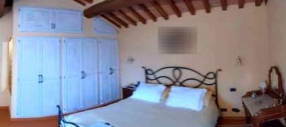 Дом с 6 комнатами в Чивителла ин Валь ди Кьяна, Италия № 200038 18