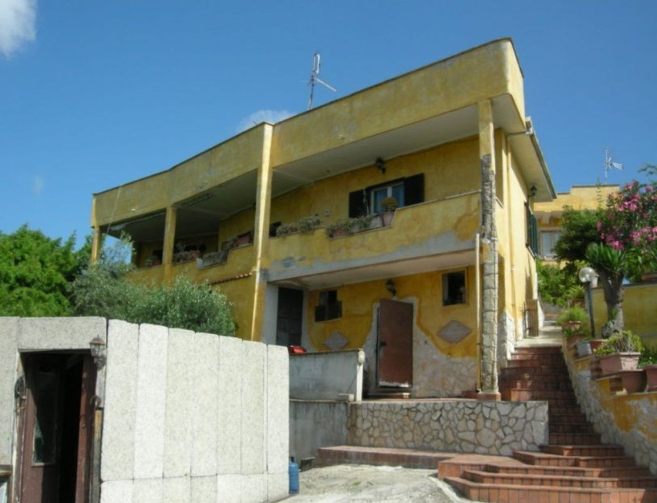 Villa de 3 divisões em Ardea, Italy N.º 192095