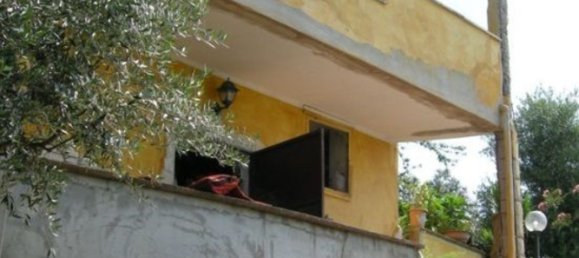 Villa de 3 divisões em Ardea, Italy N.º 192095 5