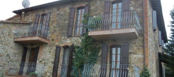 13-Zimmer Haus in Panicale, Italy, Nr. 149973 8