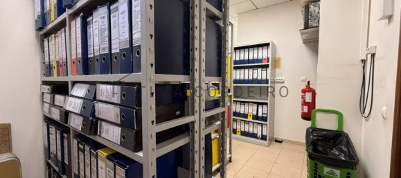 Gewerbliche Immobilie in Corroios, Portugal 123m², Nr. 340227 6