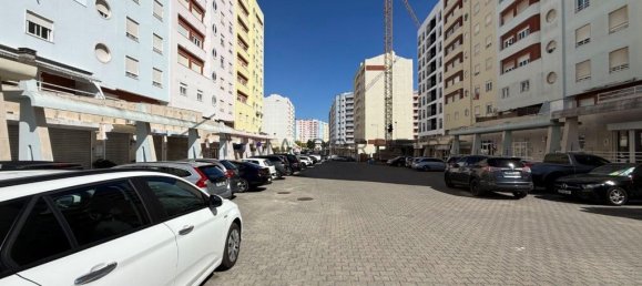 Gewerbliche Immobilie in Corroios, Portugal 123m², Nr. 340227 10