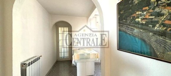 Apartamento de 3 divisões em Sanremo, Italy N.º 230554 7