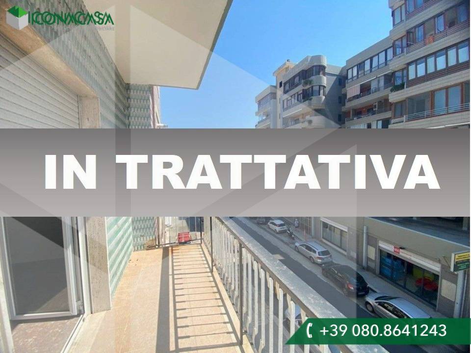 3 rooms Apartment in Bari, Italy No. 34286