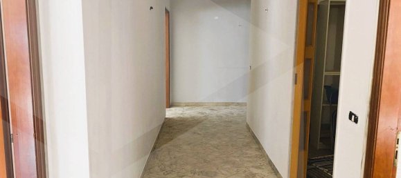 3 rooms Apartment in Bari, Italy No. 34286 11