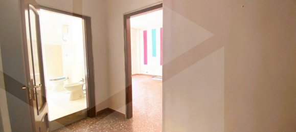 3 rooms Apartment in Bari, Italy No. 34286 19