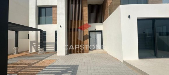 4 bedrooms Villa in Saadiyat Island, UAE No. 33378 3