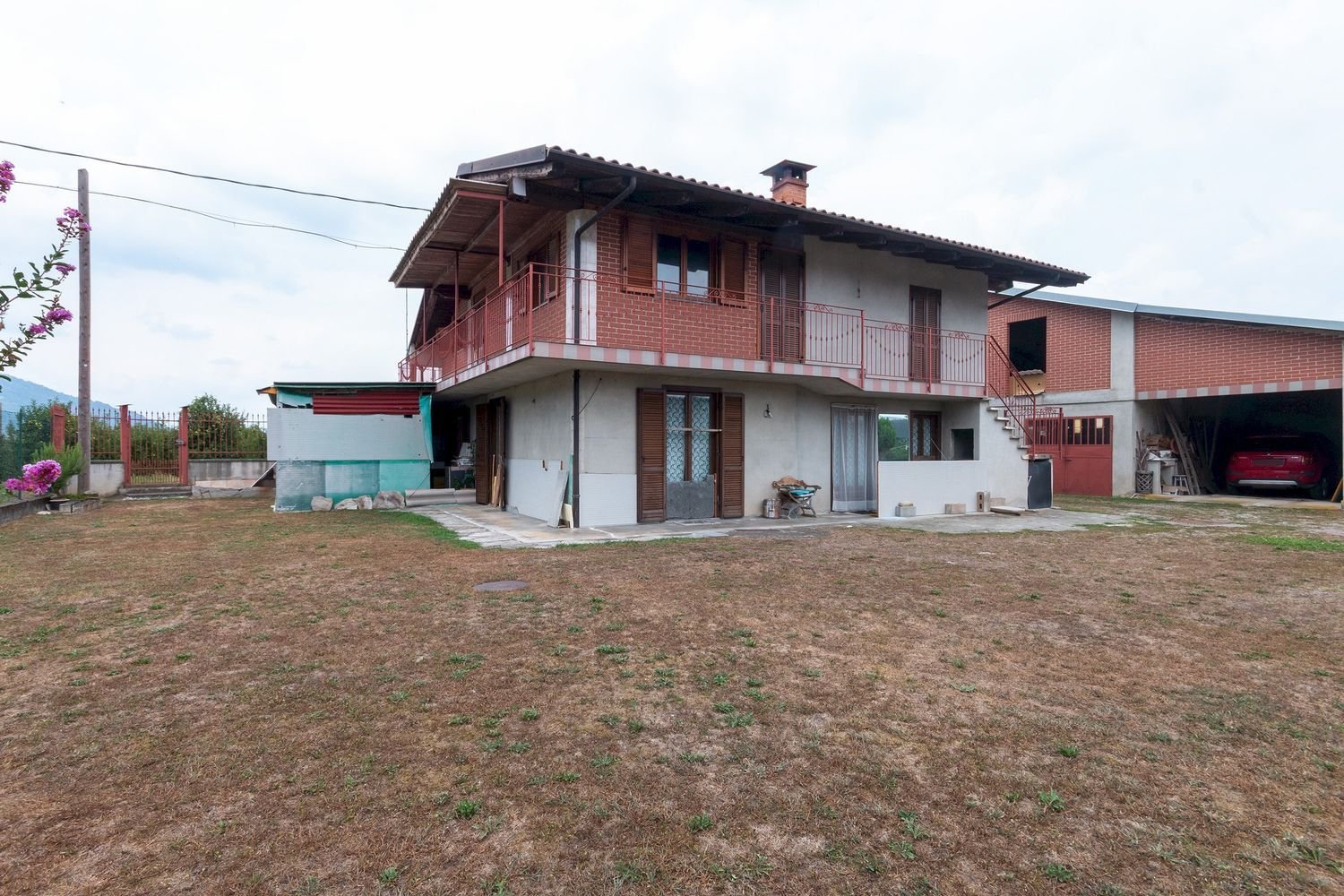 Дом с 4 спальнями в Энвие, Италия № 314567