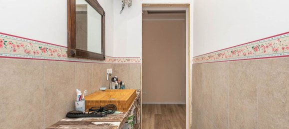 2 rooms Apartment in Palermo, Italy No. 303094 8