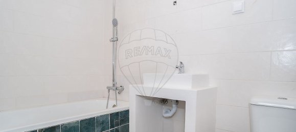 6 bedrooms Building in Portimao, Portugal No. 123279 7