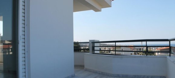 Propiedad comercial de 3 dormitorios en Kalyvia Thorikou, Greece No. 6330 10