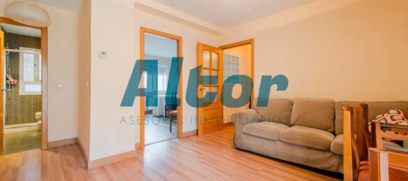 2 bedrooms Apartment in Madrid, Spain No. 137248 4