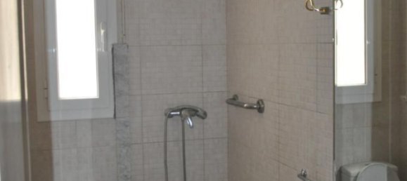 Apartamento de 3 habitaciónes en Barcelona, Spain No. 407 3