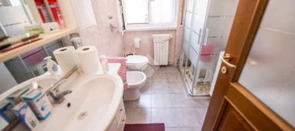 2 bedrooms Apartment in Milan, Italy No. 357951 22