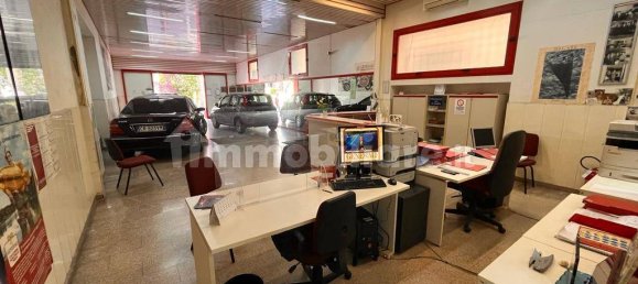 3-Zimmer Gewerbliche Immobilie in Anzio, Italy, Nr. 350353 11