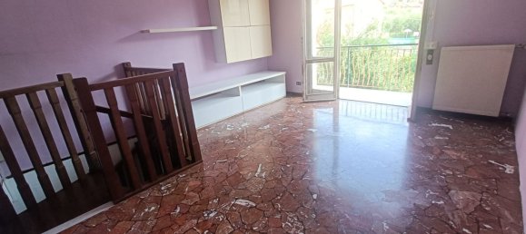 4 rooms Apartment in Celle Ligure, Italy No. 8728 3